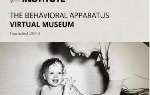 Virtual Museum Skinner Box Photo